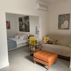  Appartamento 8+8 Con Garage Italia